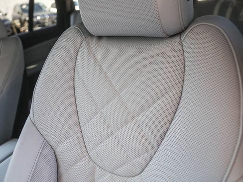 New 2026 BMW X5 xDrive50e w/ M Sport Package AWD/4WD image 21