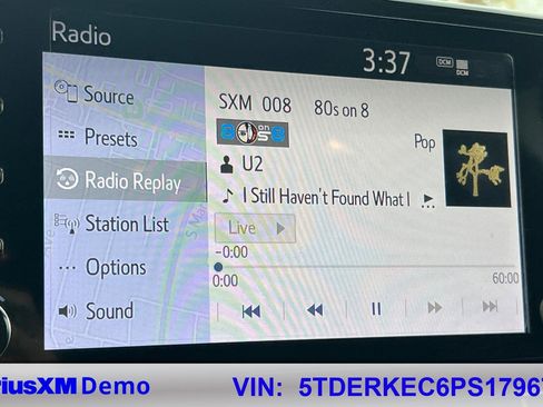 Certified 2023 Toyota Sienna Platinum image 33