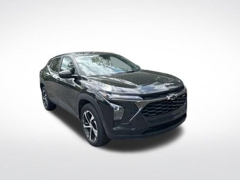 Used 2024 Chevrolet Trax RS w/ Driver Confidence Package FWD image 8