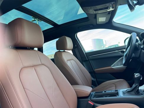 Used 2022 Audi Q3 2.0T Premium Plus image 21