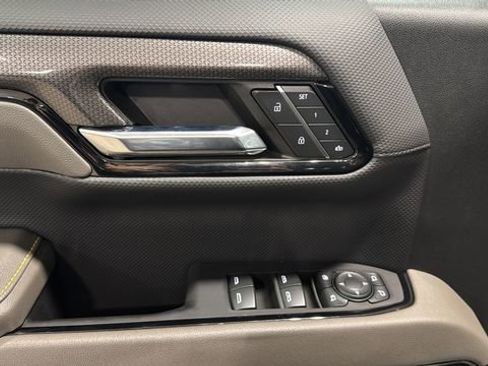 Used 2024 Chevrolet Silverado 1500 ZR2 w/ Technology Package image 20
