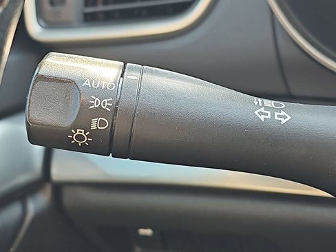 Used 2021 Nissan Maxima 3.5 SV w/ Floor Mat Group FWD image 30