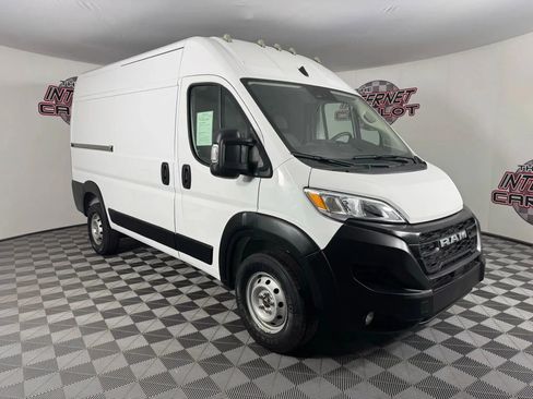 Used 2024 RAM ProMaster 1500 w/ Convenience Group FWD image 9