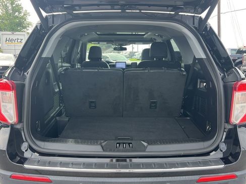 Used 2022 Ford Explorer Limited w/ Equipment Group 301A image 22