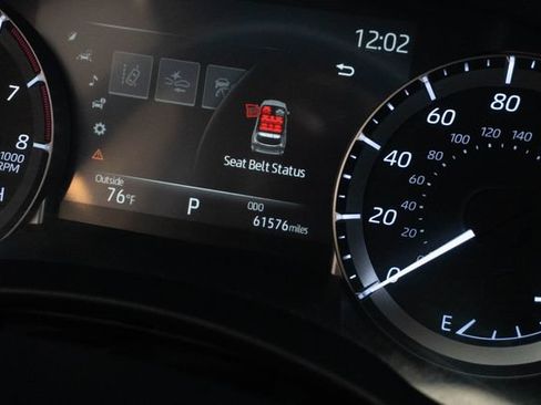Used 2023 Toyota Highlander LE FWD image 25