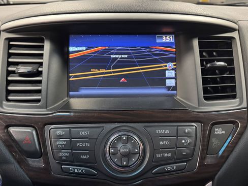 Used 2014 Nissan Pathfinder SL w/ SL Tech Package image 12