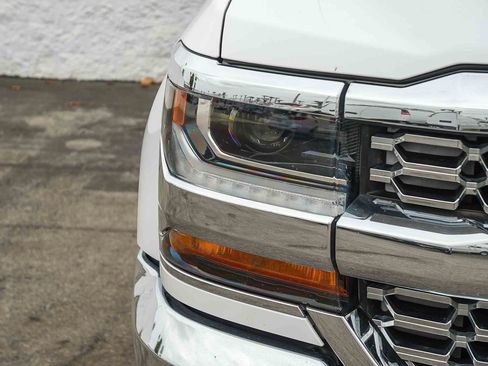 Used 2016 Chevrolet Silverado 1500 LT w/ All Star Edition RWD image 4
