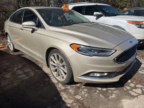 Used 2018 Ford Fusion Platinum image 2