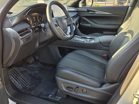 Used 2025 INFINITI QX60 Luxe w/ Black Edition image 15