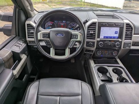 Used 2021 Ford F250 Lariat w/ Lariat Value Package RWD image 16