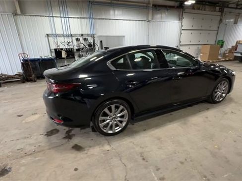 Used 2019 MAZDA MAZDA3 Sedan w/ Premium Package image 12