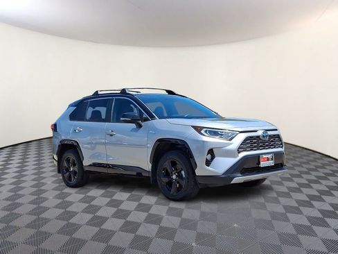 Used 2021 Toyota RAV4 XSE AWD/4WD image 5