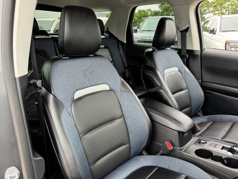 Used 2025 Ford Bronco Sport Outer Banks w/ Outer Banks Tech Package+ AWD/4WD image 19