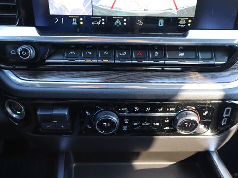 Used 2023 Chevrolet Silverado 1500 RST w/ All Star Edition Plus AWD/4WD image 28