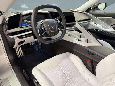 Used 2026 Chevrolet Corvette Stingray Premium Cpe w/ Z51 Performance Package image 4