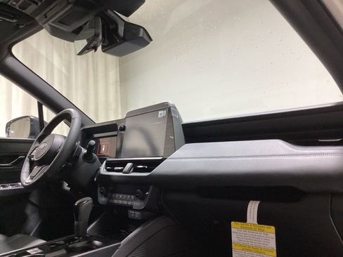 New 2026 Subaru Outback Touring XT image 18