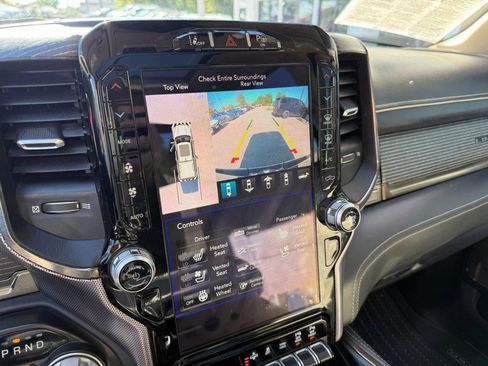 Used 2019 RAM 1500 Limited image 32