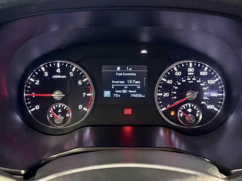 Used 2021 Kia Telluride LX AWD/4WD image 18
