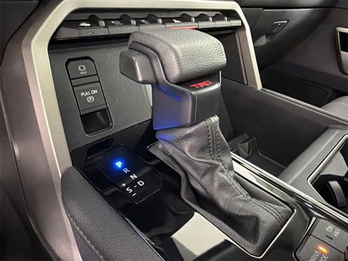 Used 2022 Toyota Tundra Limited image 32