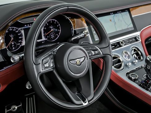 Used 2020 Bentley Continental GT V8 First Edition AWD/4WD image 19