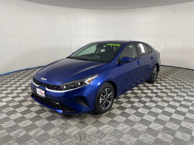 Used 2023 Kia Forte LXS FWD image 1
