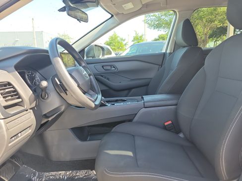 Certified 2025 Nissan Rogue S FWD image 14