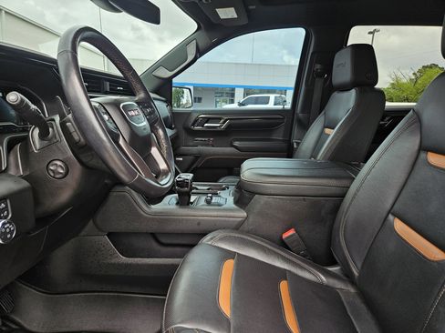 Used 2023 GMC Sierra 1500 AT4 w/ AT4 Premium Package image 12