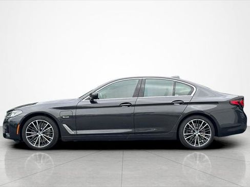 Used 2023 BMW 530e T w/ Executive Package image 2