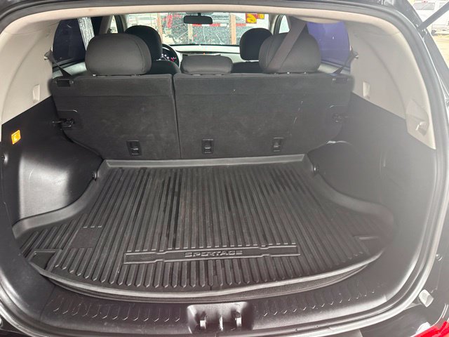 Used 2016 Kia Sportage LX FWD image 12