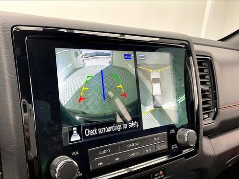 Used 2023 Nissan Frontier PRO-4X w/ Pro-4X Premium Package image 22