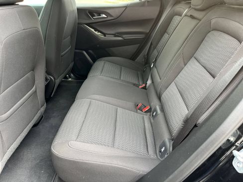 Used 2025 Chevrolet Equinox LT FWD image 24