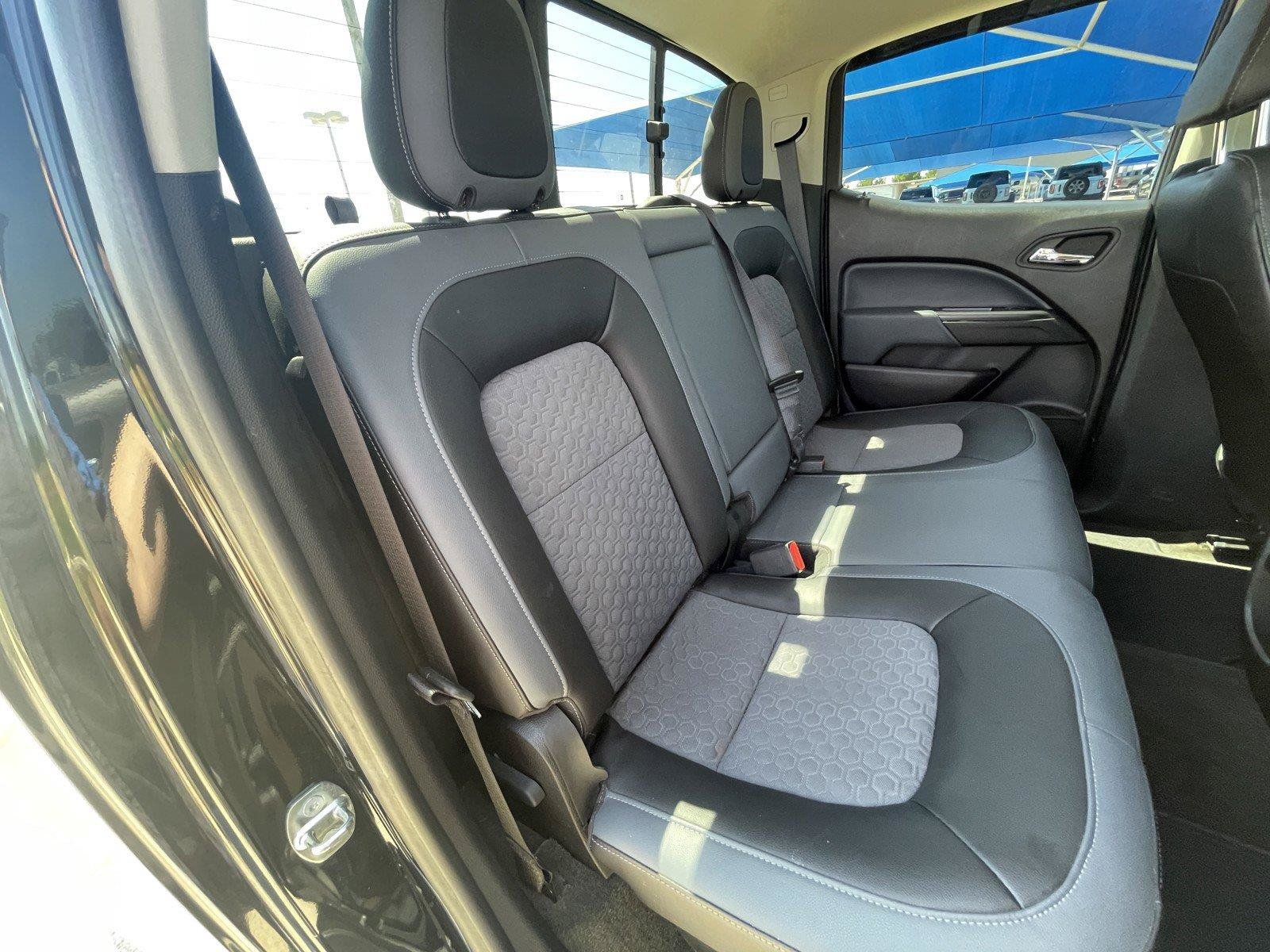 Used 2016 Chevrolet Colorado Z71 AWD/4WD image 29
