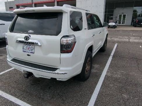 Used 2023 Toyota 4Runner Limited AWD/4WD image 8