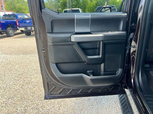 Used 2018 Ford F150 XLT w/ Equipment Group 302A Luxury AWD/4WD image 15