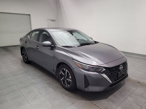 Used 2025 Nissan Sentra SV FWD image 13
