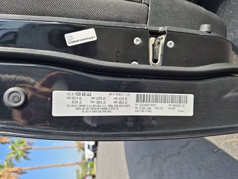 Used 2015 Dodge Charger SE w/ Power Sunroof Group RWD image 34