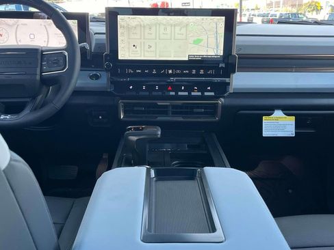 New 2024 GMC Hummer EV 3X w/ Extreme Off-Road Package image 13