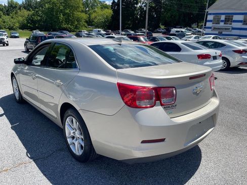 Used 2015 Chevrolet Malibu LT w/ Power Convenience Package FWD image 8