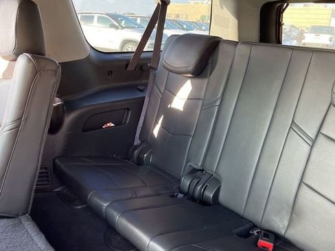 Used 2015 Cadillac Escalade ESV Premium image 19