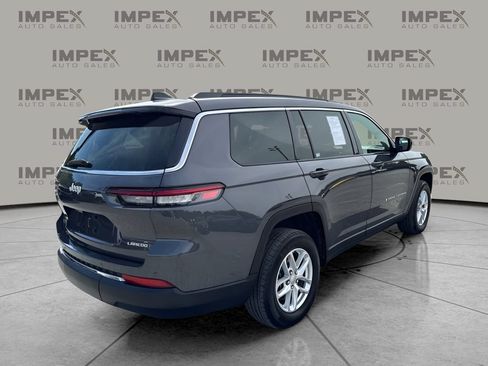 Used 2024 Jeep Grand Cherokee L Laredo RWD image 5