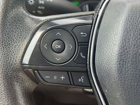 Used 2020 Toyota Camry LE FWD image 26