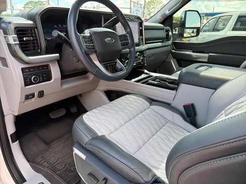 Used 2024 Ford F250 Limited w/ FX4 Off-Road Package image 17