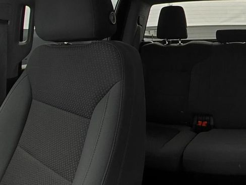 Used 2021 Chevrolet Silverado 1500 Custom Trail Boss w/ LPO, Dark Essentials Package AWD/4WD image 27
