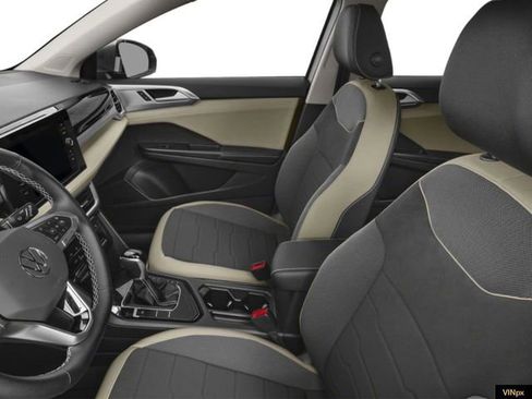 New 2026 Volkswagen Taos SE AWD/4WD image 7
