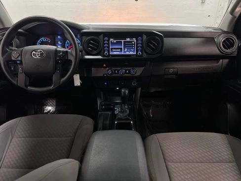 Used 2020 Toyota Tacoma SR w/ SR Convenience Package RWD image 13