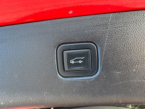 Used 2020 Chevrolet Blazer RS AWD/4WD image 21
