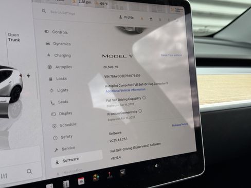 Used 2023 Tesla Model Y Long Range image 20