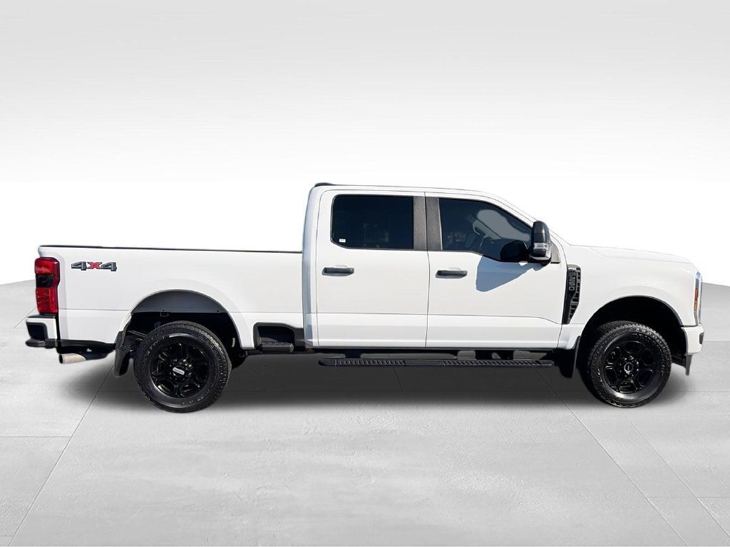 Used 2024 Ford F250 XL w/ STX Appearance Package AWD/4WD image 9