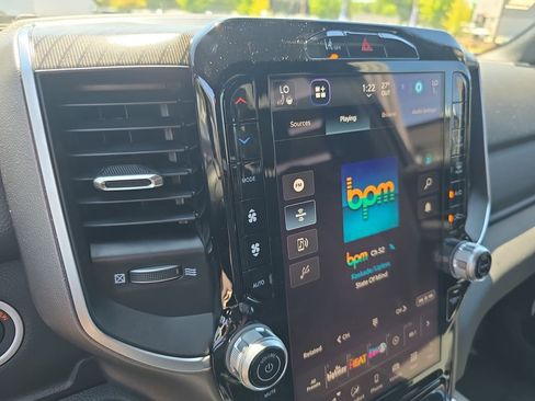 New 2026 RAM 1500 4x4 Crew Cab image 21