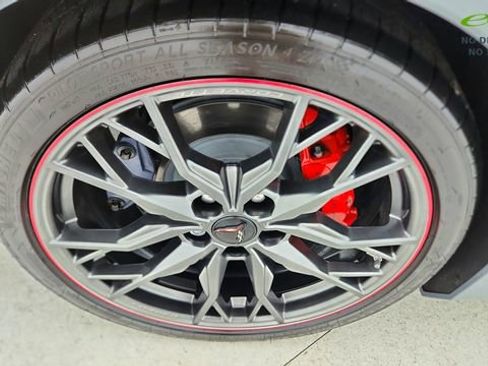 Used 2024 Chevrolet Corvette Stingray Premium Conv w/ 3LT RWD image 55